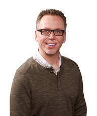 Book an Appointment with Dr. Dr. Travis New for Chiropractic