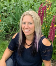 Book an Appointment with Mrs. Melanie Bakker for Consultation