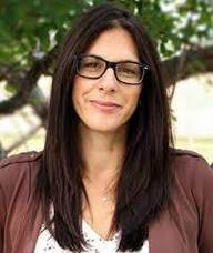 Book an Appointment with April MacDougall for Psychologists