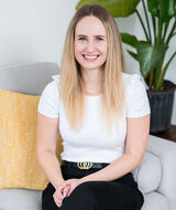 Book an Appointment with Lilien Kovács-Hélisz at Open Space Counselling - North Shore