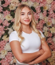 Book an Appointment with Mikayla Hunter for Consults & Follow-up Appointments (Aestheticians)