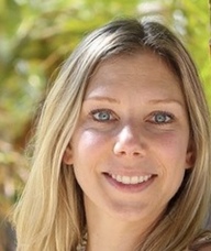 Book an Appointment with Dr. Elizabeth Juchniewicz for Chiropractic