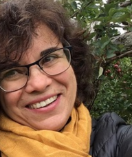 Book an Appointment with Sylvia Calatayud for Inner Compass professional art therapy