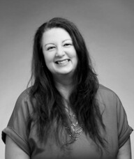 Book an Appointment with Saoirse Wang for Professional In-Hotel Room Massage Therapy
