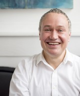 Book an Appointment with Illya Borreson at Aculoft