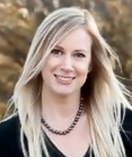 Book an Appointment with Dr. Roxanne Wyman for Acupuncture