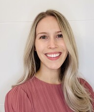 Book an Appointment with Kayla Gitzel (Richer) for Physiotherapy