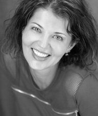 Book an Appointment with Adriana Sawyer for Osteopathy