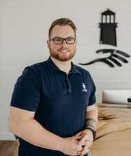 Book an Appointment with Dr. Elliott Montag for Chiropractic